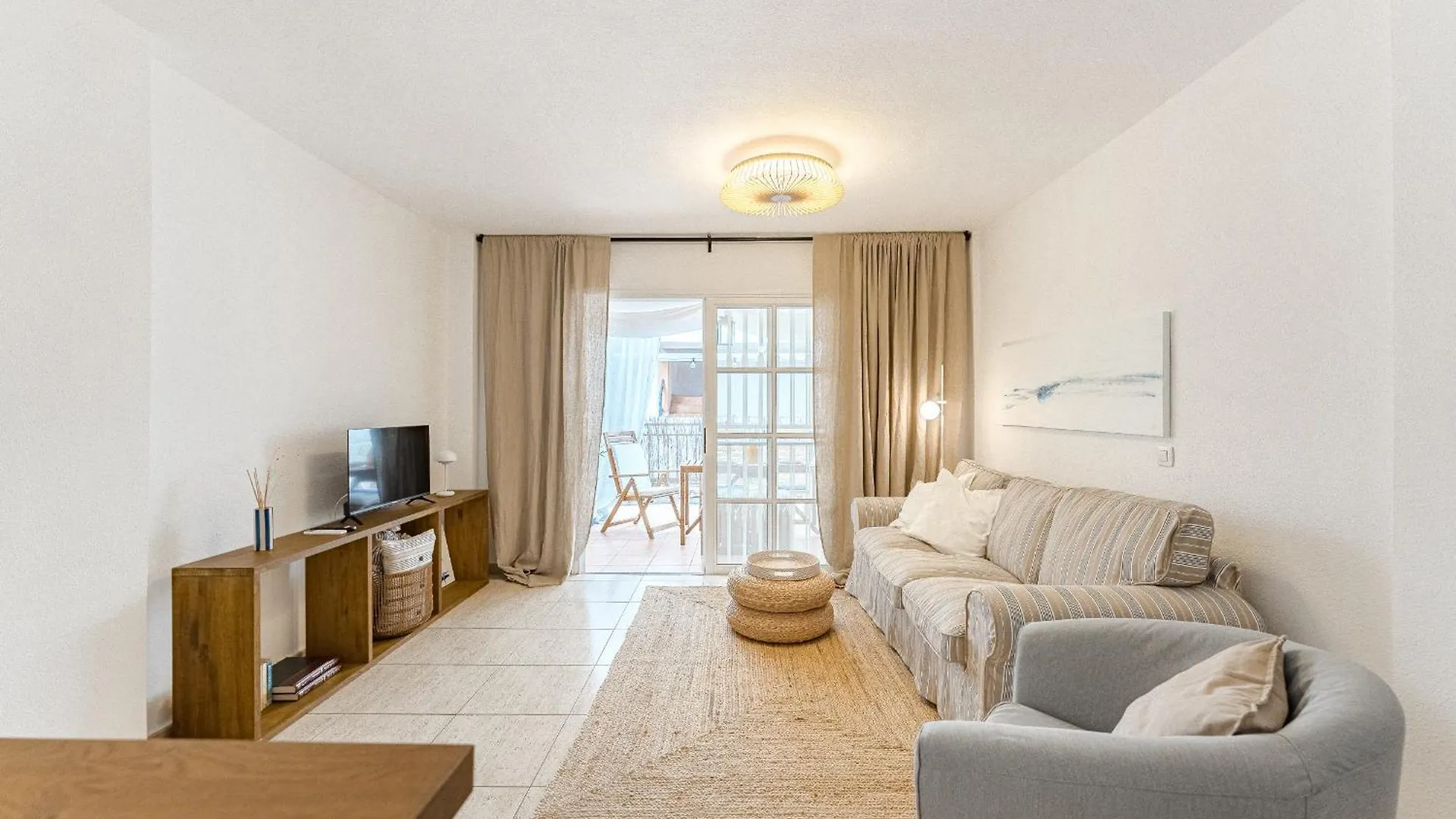 2 Bdr Cozy Ap In קיאו סלבאחה
