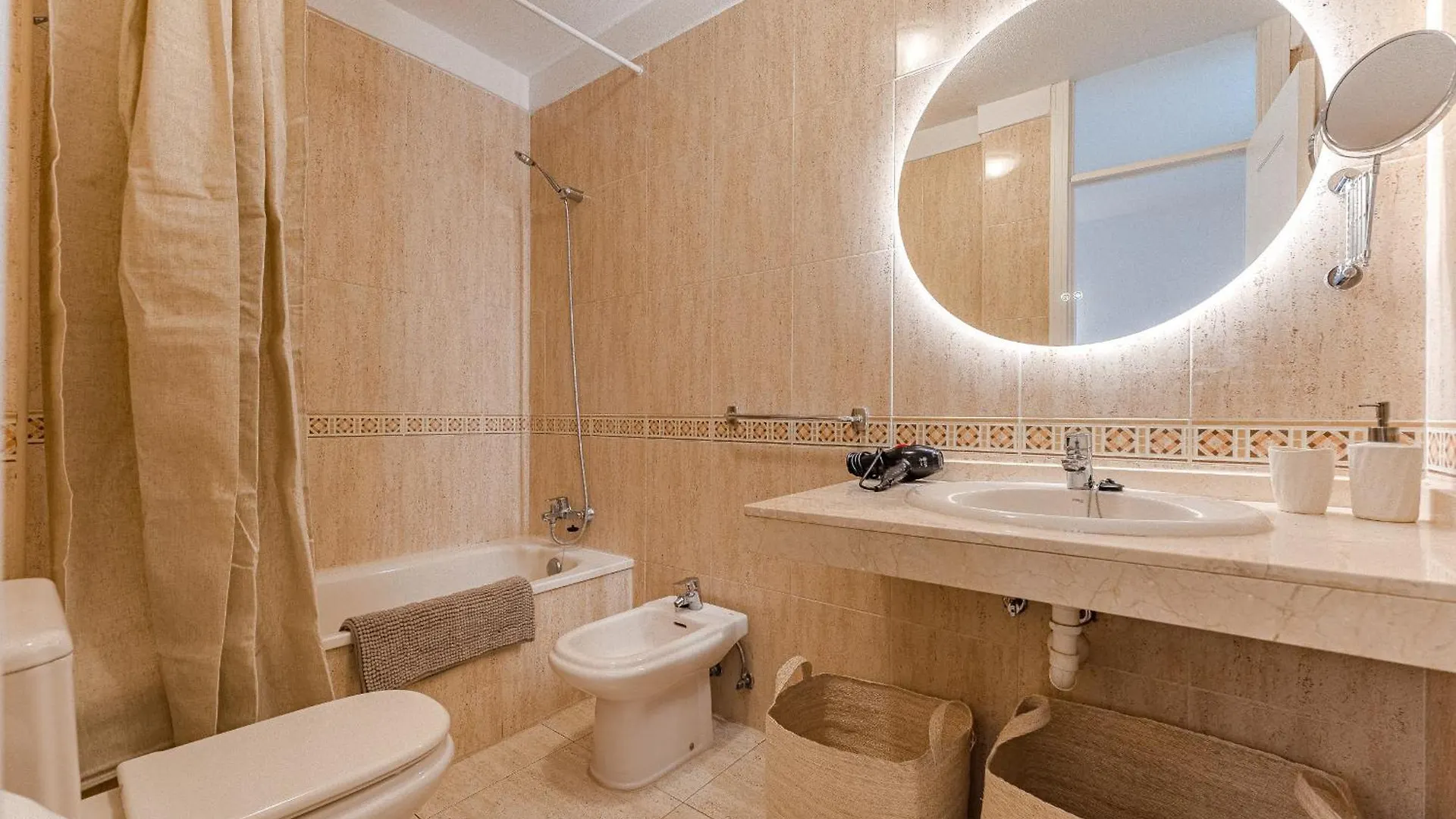 2 Bdr Cozy Ap In Callao Salvaje Lägenhet